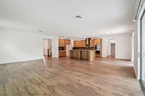 Casa en venta en Tampa, Florida, 5 dormitorios, 448.72 m2 № 1827211 - foto 21