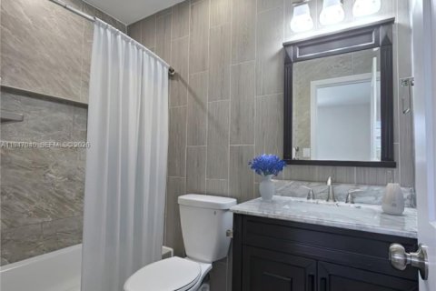 Casa en venta en Miami, Florida, 4 dormitorios, 148.83 m2 № 2003130 - foto 24