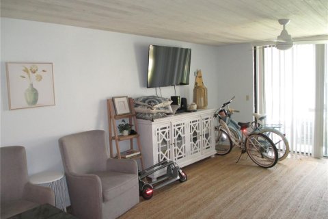 Купить кондоминиум в Дейтона-Бич, Флорида 3 комнаты, 54.81м2, № 2207329 - фото 2