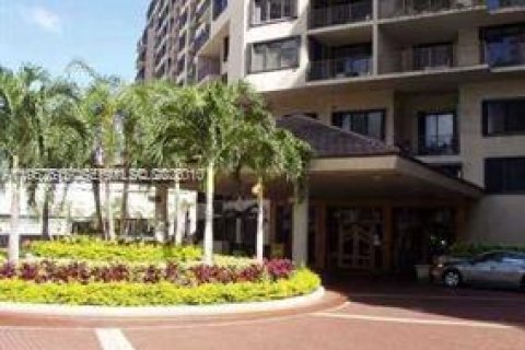 Condominio en alquiler en Miami, Florida, 1 dormitorio, 72.46 m2 № 2010380 - foto 22