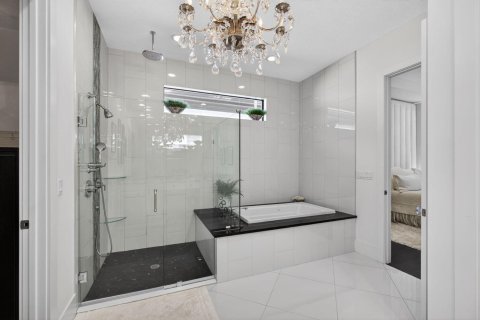 House in Palm Beach Gardens, Florida 3 bedrooms, 293.76 sq.m. № 2187355 - photo 17