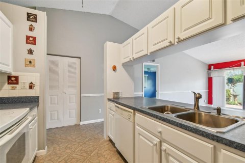 Casa en venta en Dunedin, Florida, 2 dormitorios, 130.06 m2 № 1841424 - foto 12