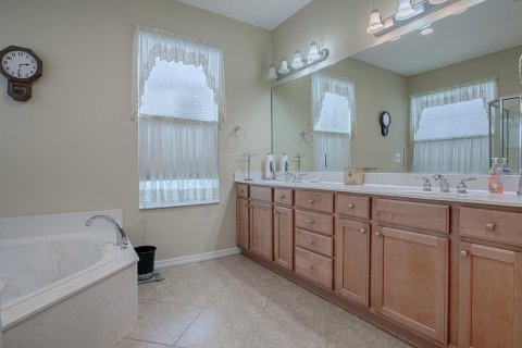 Купить виллу или дом в Саммерфилд, Флорида 8 комнат, 224.17м2, № 1442123 - фото 15