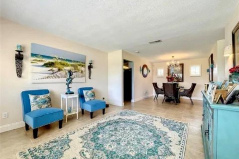 House in Flagler Beach, Florida 3 bedrooms, 157.19 sq.m. № 1786217 - photo 5