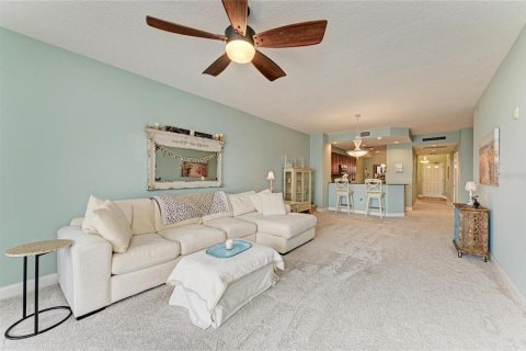 Condo in Palmetto, Florida, 2 bedrooms  № 2228435 - photo 18