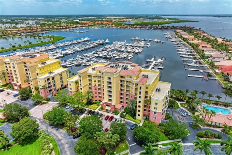 Condo in Palmetto, Florida, 2 bedrooms  № 2228435 - photo 4