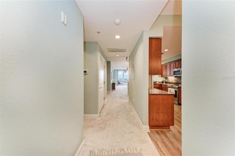 Condo in Palmetto, Florida, 2 bedrooms  № 2228435 - photo 10