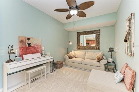 Condo in Palmetto, Florida, 2 bedrooms  № 2228435 - photo 11