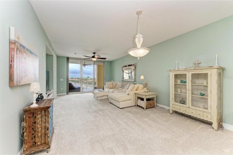 Condo in Palmetto, Florida, 2 bedrooms  № 2228435 - photo 14