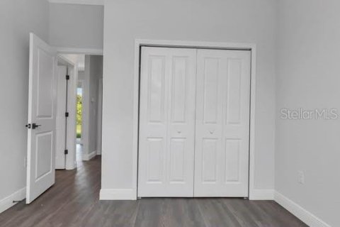 Casa en venta en Port Charlotte, Florida, 4 dormitorios, 155.52 m2 № 2235614 - foto 6