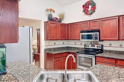 House in Orlando, Florida 3 bedrooms, 182.65 sq.m. № 1767965 - photo 14