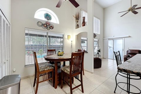 House in Orlando, Florida 3 bedrooms, 182.65 sq.m. № 1767965 - photo 19