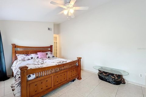 House in Orlando, Florida 3 bedrooms, 182.65 sq.m. № 1767965 - photo 29