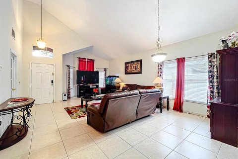 House in Orlando, Florida 3 bedrooms, 182.65 sq.m. № 1767965 - photo 7