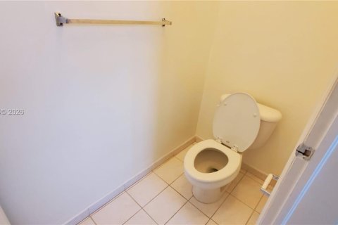 Villa ou maison à louer à Dania Beach, Floride: 3 chambres, 150.13 m2 № 2432530 - photo 22