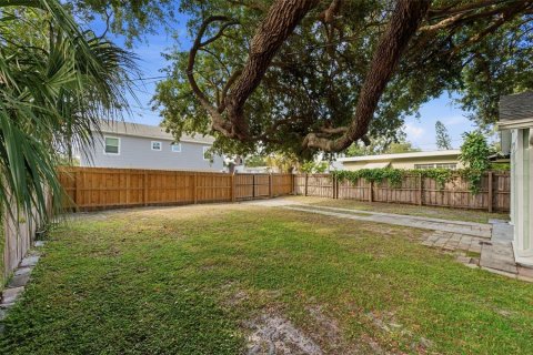 Villa ou maison à vendre à Saint Petersburg, Floride: 2 chambres, 81.1 m2 № 2396779 - photo 19