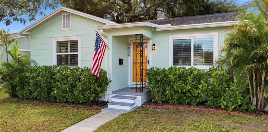 Villa ou maison à Saint Petersburg, Floride 2 chambres, 81.1 m2 № 2396779