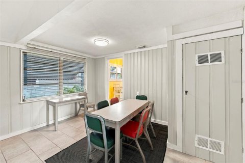 Villa ou maison à vendre à Saint Petersburg, Floride: 2 chambres, 81.1 m2 № 2396779 - photo 13