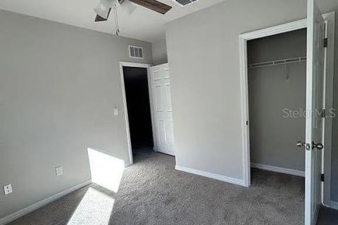 Casa en alquiler en North Fort Myers, Florida, 4 dormitorios, 171.68 m2 № 1886397 - foto 4