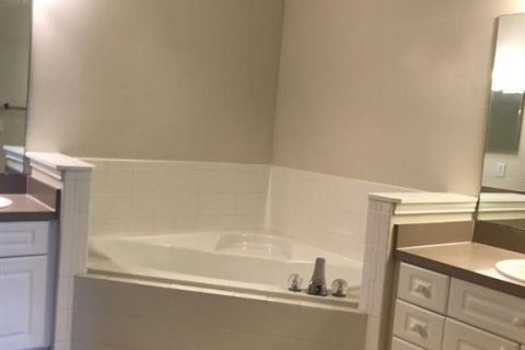 Appartement à louer à Celebration, Floride: 4 chambres, 187.48 m2 № 2318360 - photo 9