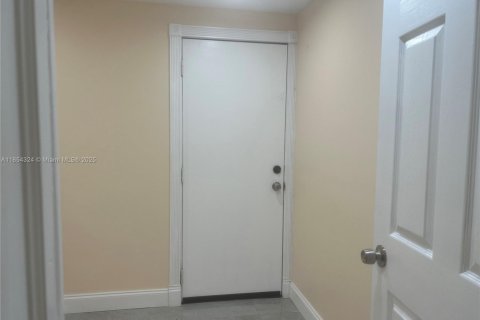 Villa ou maison à vendre à Pembroke Pines, Floride: 3 chambres, 172.71 m2 № 1891174 - photo 18