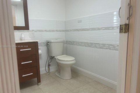 Villa ou maison à vendre à Pembroke Pines, Floride: 3 chambres, 172.71 m2 № 1891174 - photo 14