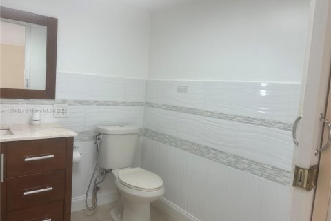 Villa ou maison à vendre à Pembroke Pines, Floride: 3 chambres, 172.71 m2 № 1891174 - photo 13