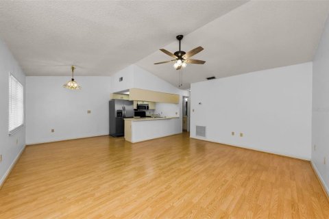 Condo in Clearwater, Florida, 2 bedrooms  № 1796552 - photo 5