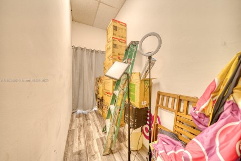 Propiedad comercial en venta en Cutler Bay, Florida № 1689508 - foto 18