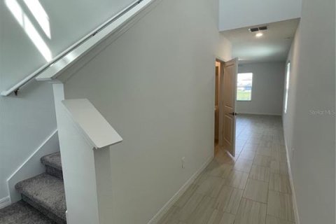 Casa en alquiler en San Antonio, Florida, 4 dormitorios, 173.73 m2 № 1909100 - foto 3