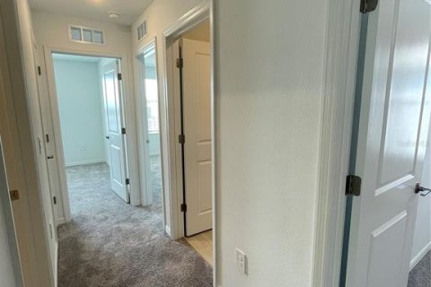 Casa en alquiler en San Antonio, Florida, 4 dormitorios, 173.73 m2 № 1909100 - foto 13