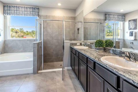 Casa en venta en Gainesville, Florida, 4 dormitorios, 257.15 m2 № 1678217 - foto 11