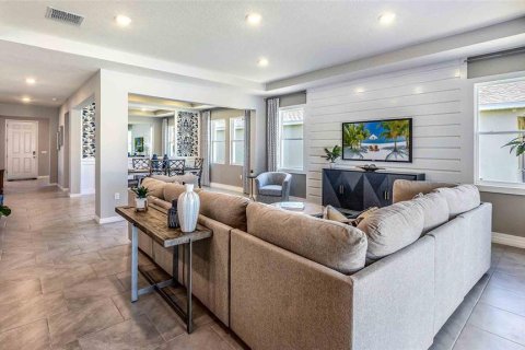 Casa en venta en Gainesville, Florida, 4 dormitorios, 257.15 m2 № 1678217 - foto 2