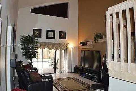 Casa en venta en Davie, Florida, 4 dormitorios, 188.78 m2 № 1945881 - foto 6