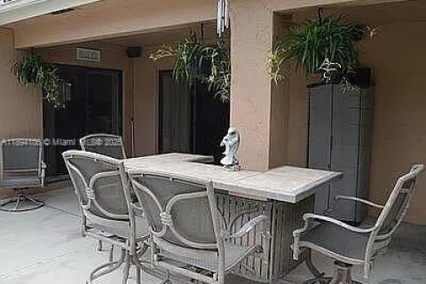 Casa en venta en Davie, Florida, 4 dormitorios, 188.78 m2 № 1945881 - foto 24