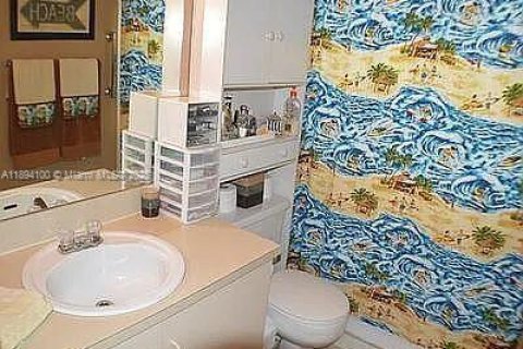 Casa en venta en Davie, Florida, 4 dormitorios, 188.78 m2 № 1945881 - foto 21