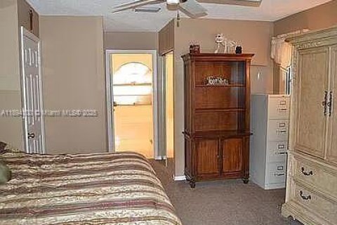Casa en venta en Davie, Florida, 4 dormitorios, 188.78 m2 № 1945881 - foto 19