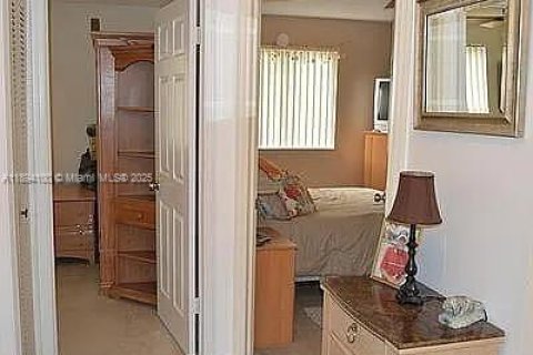 Casa en venta en Davie, Florida, 4 dormitorios, 188.78 m2 № 1945881 - foto 16