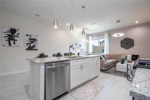 Townhouse in Kissimmee, Florida 3 bedrooms, 144.65 sq.m. № 1391283 - photo 29