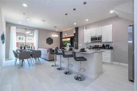 Townhouse in Kissimmee, Florida 3 bedrooms, 144.65 sq.m. № 1391283 - photo 21