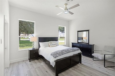 House in Leesburg, Florida 3 bedrooms, 193.98 sq.m. № 1877255 - photo 22