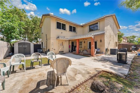 Villa ou maison à louer à Miami, Floride: 3 chambres, 191.38 m2 № 2030829 - photo 21