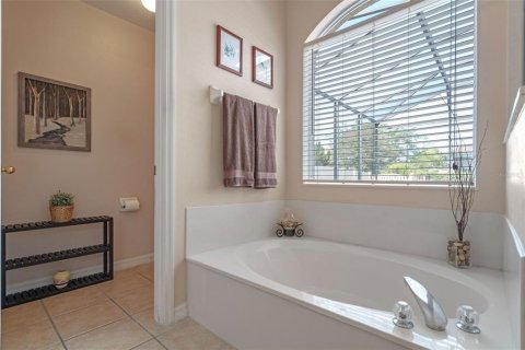Villa ou maison à vendre à Oviedo, Floride: 4 chambres, 187.11 m2 № 1804084 - photo 11