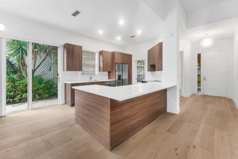 Villa ou maison à vendre à West Palm Beach, Floride: 3 chambres, 193.61 m2 № 2406219 - photo 5