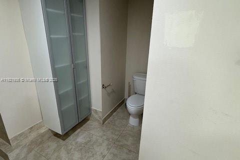 Condo in Hallandale Beach, Florida, 2 bedrooms  № 2035359 - photo 23