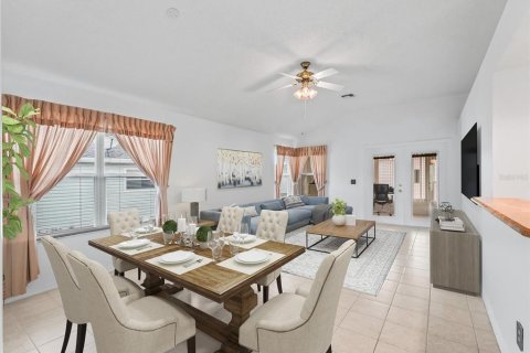 Villa ou maison à vendre à The Villages, Floride: 2 chambres, 104.05 m2 № 1796774 - photo 9