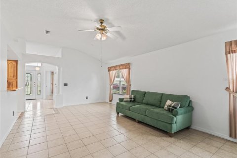 Villa ou maison à vendre à The Villages, Floride: 2 chambres, 104.05 m2 № 1796774 - photo 12