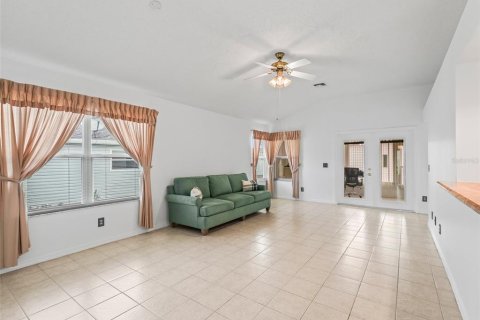 Villa ou maison à vendre à The Villages, Floride: 2 chambres, 104.05 m2 № 1796774 - photo 10