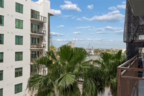 Condo in Tampa, Florida, 2 bedrooms № 2148380 - photo 3