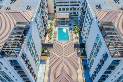 Condo in Tampa, Florida, 2 bedrooms  № 2148380